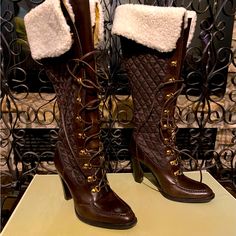 Gorgeous Michael Kors Winter War Quilted Boot. Genuine Leather Upper & Sole. Size 10. Worn Twice. Extremely Comfortable. Quilted Boots, Fancy Shoes, Michael Kors Shoes, Shoes Heels Boots, Shoes Women Heels, Heeled Boots, Leather Upper, Shoes Heels, Genuine Leather