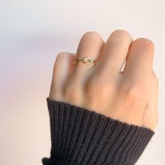 Put A Ring On It, Yes Please, Jewelry Inspo, Ring Size Guide, Chain Ring, Treat Yourself, Infinity Bracelet, Perfect Match, The Cutest