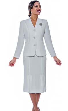 Stacy Adams Church Suit By BenMarc Fully Lined 2-pieces skirt Set Featuring four pleats in the front of the skirt Rhinestones removable pin on the lapel Jacket is 25 inches and the skirt is 28 inches Perfect usher suit or business suit Ben Marc International Usher Suits, Tuxedo Accessories, Godet Skirt, Women Church Suits, Women Church, Church Suits, Collarless Jacket, Designer Suit, 2 Piece Skirt Set