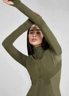 Made from recycled fabric Technical fitted long sleeve jacket Back mesh panel ventilation Thumb holes added to sleeves with wrap over glove High neck zip style Super flattering, rib stretch panels Breathable air ventilation Subtle AD signature branding Model is 5'6, a UK 6 and is wearing the XS. Technical Sportswear, Hiking Ootd, Horse Riding Leggings, Riding Leggings, Green Core, Women's Equestrian, Diamond Core, Bo Ho, Classic Corvette