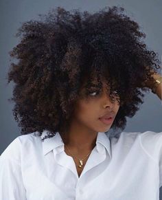 Fabíola Gadelha Hair Shape, Beautiful Black Hair, Afrikaanse Mode, Afro Textured Hair, Hair Crush