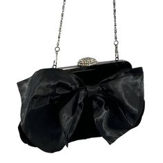 NEIMAN MARCUS black velvet Clutch OR Shoulder Bag with Satin bow and Rhinestone Jewel Clasp Closure Vintage 1980s Gorgeous and so Classic! Too pretty to use just ONCE A YEAR! Like New PERFECT FOR THE HOLIDAYS AND NEW YEARS EVE GREAT CRUISE TRAVEL CLUTCH Clutch Prom, Prom Handbag, Fancy Handbags, Prom Clutch, Marcus Black, Travel Clutch, Velvet Clutch, Stylish Handbags, Cruise Travel