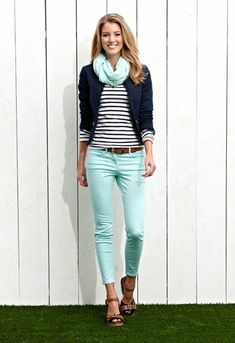 Steal The Fashion: Stripes make best outfits Spring Outfit Women, Pastel Jeans, Mint Jeans, Stitch Fix Outfits, Cute Spring Outfits, Mode Casual, Preppy Casual, Spring Outfits Women, Kentucky Derby