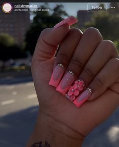 Ombre Acrylic Nails, Colored Acrylic Nails, Girly Acrylic Nails, French Tip Acrylic Nails, Short Square Acrylic Nails, Acrylic Nails Coffin Pink, Long Square Acrylic Nails, Unique Acrylic Nails, Bling Acrylic Nails