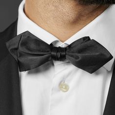 * Beautiful shiny black tone
 * Comes pre-tied
 * Adjustable, fits anyone! Elegant Party Bow Tie With Satin Finish, Chic Black Bow Tie For Formal Occasions, Elegant Satin Finish Bow Tie For Formal Occasions, Red Tone, Black Bow Tie, Pre Tied Bow Tie, Blue Tone, Blue Tones, Winter Wonderland