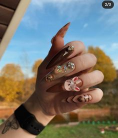 Nails Aesthetics, Short Oval Nails, Nail Charm, Grunge Nails, Uñas Acrilicas, Oval Nails, Nail Charms, Funky Nails