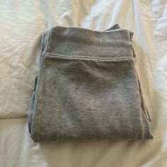 All Orders Shipped Next Business Day! Women’s Grey Yoga Pants From Brandy Melville The Color Is Grey Condition - New - Never Worn (No Holes Or Stain, No Pilling) Size - One Size Smoke Free And Pet Free Home! Stretch Bottoms With Pockets For Lounging, Gray Leggings For Loungewear, Casual High-waisted Leggings For Loungewear, Loungewear Leggings With Pockets, Gray High Waist Yoga Pants For Loungewear, High Waist Gray Yoga Pants For Loungewear, Gray High-waist Bottoms For Loungewear, High Waist Leggings With Pockets For Loungewear, Casual Cotton Leggings With Pockets