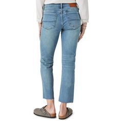 This Lucky Brand Cropped Jeans is guaranteed authentic. It's crafted with 91% Cotton/7% Polyester/2% Elastane. Elastane Fabric, Fashion Today, Cropped Jeans, Lucky Brand, Mid Rise, Capri, Sleeve Length, Fabric