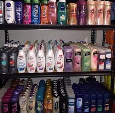 Perfume Organization, Body Hygiene, Bath And Body Works Perfume, Shower Skin Care, Body Smells, روتين العناية بالبشرة