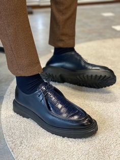 The HolloShoe Dark Blue Shoe is a fall-winter arrival. It is crafted from a 100% leather, it features an Eva sole The shoe is Designed to last Product care: It can be polished or wiped. Refer to our size chart for accurate international size conversion. Shoes For Men Wedding, Dark Blue Shoes, Black Monks, Ballet Socks, Laced Boots, Navy Blue Shoes, Pattern Shoes, Modern Gentleman, Shoe Gifts