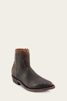 This Western-meets-modern, pointed-toe bootie is crafted from gorgeous leather and set on a manageable heel for easy wear and all-day comfort. Enhanced with beautifully stitched Wellington and piping detail, this bootie features a straight cut along the topline and an inside zipper. They're the perfect pair for infusing modern Western style into your look. Modern Western Style, The Frye Company, Flat Booties, Modern Western, Gorgeous Leather, Moto Style, Goodyear Welt, Winter Shoes, Sunglasses Shop