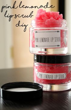 Scrub Ideas, Lip Peeling, Easy Sugar Scrub, Diy Lip Scrub, Summer Skincare Routine