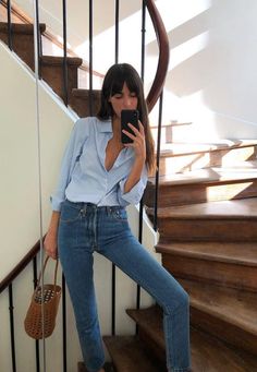 French Girl Daily | French girl style inspiration & French style blog Spring French Style, 5 Piece French Wardrobe, French Wardrobe, Style Rules, French Girl Style, French Girls, Chic Outfit