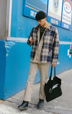 Menswear Street Style, Outfit Essentials, Luxurious Bags, Year 9, Streetwear Mode, Street Trends, Street Style Trends