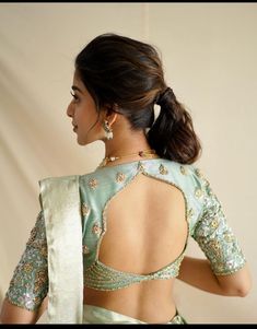 Modern Blouse Designs, Saree Drape, Saree Blouse Neck Designs, Backless Blouse Designs, New Saree Blouse Designs, Traditional Blouse Designs, Latest Model Blouse Designs, Fashionable Saree Blouse Designs