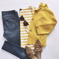 Yellow Cardigan, Yellow Outfit, Print Shoes, Looks Street Style, Over 50 Womens Fashion, Mode Vintage, Work Casual, Look Fashion, Work Outfit