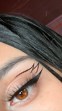 Best Makeup Tutorials, Girly Makeup, Graphic Makeup, School Makeup, Creative Eye Makeup, Asian Eye Makeup, Latest Makeup, Makeup Makeover, No Eyeliner Makeup