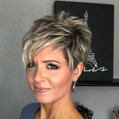 Pixie Bob Haircut Layered With Bangs, 2023 Short Hair Trends, Short Messy Hair Choppy Pixie Cuts, Pixie Cut Styles, Haircut Styles For Women, Summer Cut, Anna Marie