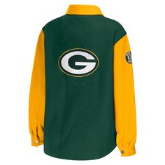 Show off your Green Bay Packers spirit in style with this Women's WEAR by Erin Andrews Green Green Bay Packers Snap-Up Shirt Jacket. This jacket features embroidered Packers graphics and fabric appliques, and the full-snap closure with overlay makes it easy to get on and off. This jacket is perfect for any Packers fan, whether you're cheering them on at Lambeau Field or watching the game at home. Collegiate Long Sleeve Outerwear With Embroidered Patch, Fall College Embroidered Tops, Winter Long Sleeve Tops With Embroidered Patch, Embroidered Long Sleeve Winter Tops, Long Sleeve Tops With Embroidered Patch For Winter, Embroidered Fall Tops For College, Embroidered Collared Winter Tops, Long Sleeve Tops With Embroidered Patch For Fall, Erin Andrews