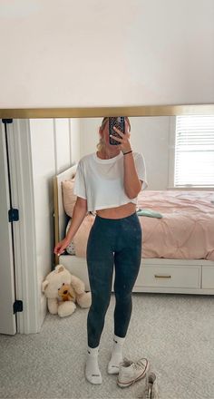 Girls Workout Outfits, Aesthetic Workout Outfits, Workout Outfits Aesthetic, Girl Gym Outfits, Summer Workout Outfits, Athletic Wear Womens, Gym Aesthetic