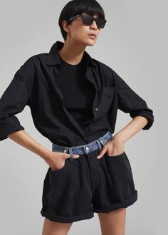 Hayla Contrast Denim Shorts - Black Shorts Styling, Long Black Pencil Skirt, Trend 2025, Long Pencil Skirt, The Frankie Shop, Suiting Fabric, Frankie Shop, Paris Woman, Pencil Skirt Black