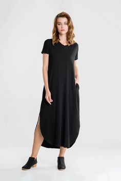 Side Slit Maxi Dress with Pockets - Nord Maxi Dress With Pockets, Beach Park, Dress With Pockets, The Beach, Short Sleeve Dresses, Shirt Dress