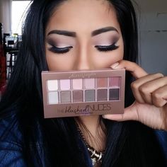 Nude Palette, Nude Eyeshadow, Nude Makeup, Makeup Palette, Love Makeup, Beautiful Makeup, Eyeshadow Makeup, Makeup Skin Care, Skin Makeup