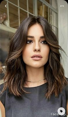 Bob Lung, Rambut Brunette, Long Brown Hair, Medium Hair Cuts, Shoulder Length Hair, Medium Length Hair Cuts, Great Hair, Layered Hair, Brunette Hair Color