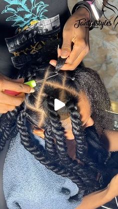 TantalStyles Beauty Hub 🇬🇭 on Instagram: "Jumbo Twist Braids  - 📍🇬🇭 - #tantalstyles #jumbobraids #twistbraids #tantalsbraids👌" Jumbo Singles Twist Braids, Juicy Twists Weave, Large Plats Braids Natural Hair, Jumbo Rubber Band Braids, Jumbo Twist Bob, Easy Twisted Hairstyles, Feed In Two Strand Twist, Hairstyles For People Who Can't Braid, Crochet Jumbo Twist Hairstyles