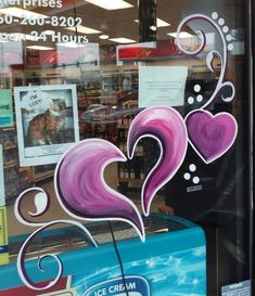 Valentines Day – Window Painter Chick Valentines Window Display, Painted Window Art, Painting On Glass Windows, Window Display Retail, Disney Diy Crafts, Disney Valentines, Valentine Clipart, Disney Diy