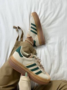 Adidas Gazelle Bold Cream Green, White Gazelle Adidas Outfit, Adidas Gazelle Bold Outfit, Adidas Gazelle Beige, Adidas Gazelle Green, Adidas Gazelle Outfit, Adidas Gazelle Bold, Gazelle Adidas, Gazelle Bold