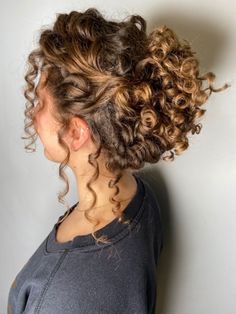 Curly Hair Up, Bun With Curls, Curly Bun Hairstyles, Competition Hair, Curly Wedding Hair, Curly Hair Updo, Dance Hairstyles, Natural Curls Hairstyles, Curly Hair With Bangs