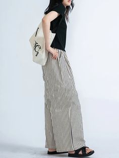 Elevated High-Waisted Striped Trousers with Relaxed Fit and Split-Joint Detail Striped Trousers, Loose Trousers, Trousers Pants, Casual Office, Daily Dress, Wide Pants, Dress Jewelry, High Waisted Trousers, Color Stripes