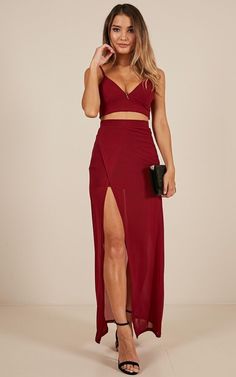 Crop Top Elegante, Two Piece Formal Dresses, Lover Dress, Cute Prom Dresses, Grad Dresses, Night Out Dress, Dress Set, Body Language, Long Prom Dress