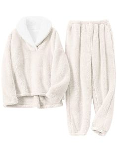 PRICES MAY VARY. Material:Women's warm plush pajamas suit is made of soft wool Sherpa, which is super comfortable. Plush fabric is very warm, so that you won't feel cold in autumn and winter. Two lovely warm pajamas, long-sleeved blouse and baggy pants. Women's home clothes are fashionable and trendy. They are comfortable,light, elastic and soft. Design: Soft and comfortable two-piece warm suit, stylish and elegant for women, ladies and girls to wear in autumn and cold winter. Simple and cute st Fuzzy Loungewear, Fluffy Pajamas, Fleece Pjs, Purple Pajamas, Pijamas Women, Poncho Pullover, Cozy Sleepwear, Pajama Outfit, Warm Pajamas