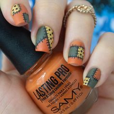 Nail Art Patchwork, Fall Nails Scarecrow, Scarecrow Patch Nails, Halloween Scarecrow Nails, Patchwork Nails Fall, Fall Patch Nails, Halloween Patchwork Nails, Harvest Nails Designs, Scarecrow Nail Art Designs