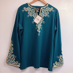 In Excellent Condition Pit To Pit 23” Length 28” Traditional Blue Tops For Fall, Traditional Blue Tops With Embroidered Border, Bob Mackie, Clothing Ideas, Tunic Top, Teal Blue, Wearable Art, Tunic Tops, Color Blue