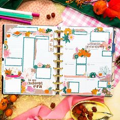 I have been continuing to make the double dashboard coordinate when I do utilize the @the_happy_planner grocery insert to turn one single dashboard layout into two. For next week, the colors from my work spread I posted yesterday blended superbly with these leaves and Home like Fall Kit from @letsplan2gether (see below for how to order from her shop!) so then I didn't have to do an entirely diff flatlay. Highly recommend consolidating 😆 I used up some stash boxes from my shop + CARDBOARD & P... Happy Planner Ideas, Dashboard Layout, Stash Box, Now What