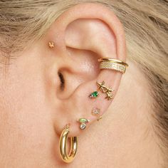 Emerald and Sapphire Buddy Stud Ear Piercing Designs, Piercing Designs, Stone And Strand, Piercing Inspo, Cool Ear Piercings, Diamond Cluster Earrings, Hammered Hoop Earrings, Circle Studs, Ear Piercing