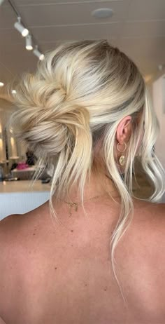 Chic Updos To Elevate Your Hair Game : Effortless Messy Mid Bun Sultry Hair, Trendy Long Hairstyles, Bridemaids Hairstyles, Prom Hair Updo, Simple Prom Hair, Bridesmaid Hair Makeup