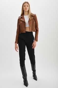 A high-end classic smartly suited for warmer days, the Ciara's cropped body flatters your natural shape and embodies an effortlessly casual look. Constructed with premium vegetable-tanned leather, this key top piece only gets better with time. Cropped Biker Jacket, Luggage Sizes, Jackets Women, Female Figure, Leather Biker Jacket, Styling Ideas, Leather Jackets Women, Gold Leather, Vegetable Tanned Leather