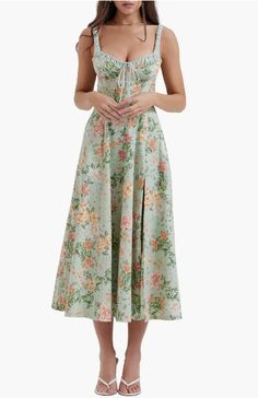 Reminisce on the beauty of nature in this fit-and-flare dress styled with a supportive corset-inspired bodice. Floral Bustier, Corset Midi Dress, Floral Corset, Camisole Dress, Floral Print Midi Dress, Floral Print Maxi Dress, House Of Cb, Bustiers, Floral Sleeveless