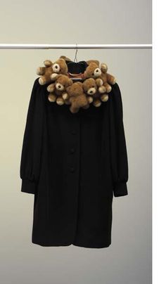 Lisbon Fashion, Moschino Bear, Mamma Bear, Bear Outfit, Stockholm Fashion Week, Teddy Bear Coat