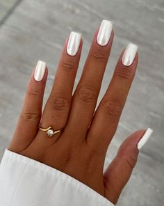 Classic Nagellack Trends, Chrome Nails Designs, White Chrome, White Nail Designs, Cat Eye Nails, Metallic Nails, White Nail