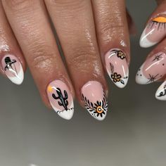 Spooky Cowboy Nails, Texas Nails Designs Ideas, Cute Southern Nails, Western Nail Art Designs, Western Theme Nails Simple, Wild West Nails, Aztec Nails Design, Zach Bryan Concert Nails, Cowboy Nail Art