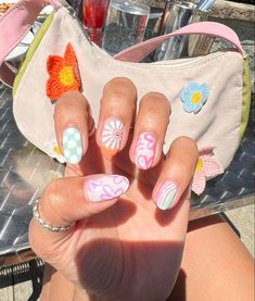 Checker Flower Nails, Retro Pastel Nails, Checkered Flower Nails, Cute Nails Checkered, Retro Spring Nails, Pastel Checkered Nails, Spring Checkered Nails, Danish Pastel Nails, Danish Nails