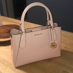 Brand New With Tags Pink Michael Kors Bag, Michael Kors Blush Shoulder Bag With Gold-tone Hardware, Michael Kors Pink Wallet With Zipper Closure, Michael Kors Coated Canvas Bags For On-the-go, Michael Kors Shoulder Bag With Branded Hardware For On-the-go, Tan Leather Bag, Michael Kors Pink Shoulder Bag With Gold-tone Hardware, White Backpack, Green Tote