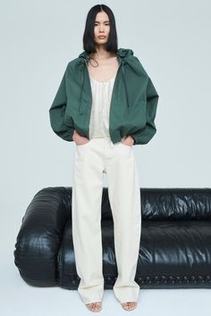 Armarium Pre-Fall 2025 https://www.vogue.com/fashion-shows/pre-fall-2025/armarium/slideshow/collection#19 Sport Chic Outfit, Sports Chic Outfit, Sport Chic, Chic Outfit, Pre Fall, Chic Outfits, Fashion Show, Ready To Wear, Cute Outfits