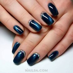 Cute Rhinestone Nail Designs, Navy Blue Nail Designs, Nail Simple, Fantastic Nails, June Nails, Nail Glam, Attic Ideas, Navy Nails, Navy Blue Nails