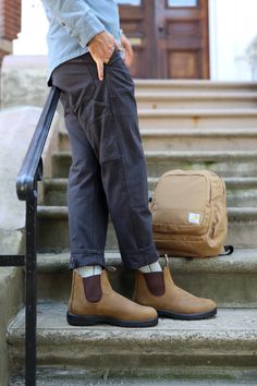 Outfits With Blundstones, Blundstone Chelsea Boots, Mens Blundstone, Blundstone Mens, Cold Weather Outfit, Boots For Fall